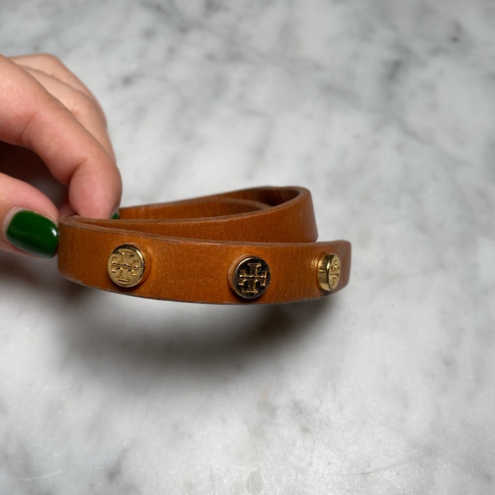 Tory Burch cognac leather bracelet with logo